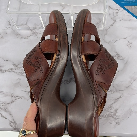 ARIAT‎ Brown Leather Crossover Sandals Open Toe Style 96722 Size 8B Classic - Picture 7 of 12